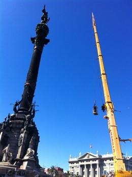 Grua Que Ha Rescatado A Seis Turistas En El Mirador De Colón
