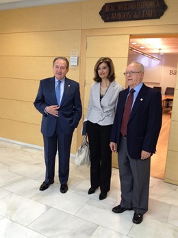 El Director Del CNI, Félix Sanz, Con Ana Botella