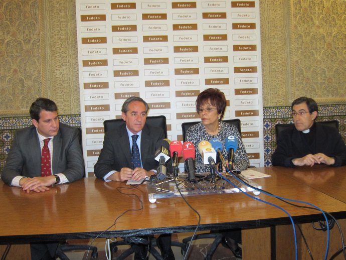 Nicolás Durante La Rueda De Prensa Que Ha Ofrecido En Toledo