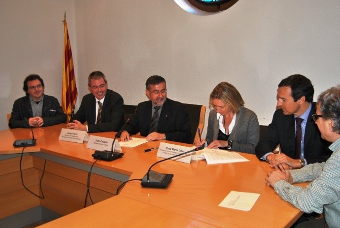 Firma De Un Convenio De La Cámara De Barcelona Y El Ayuntamiento De Sant Celoni