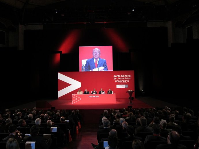 El Presidente De Banco Santander, Emilio Botín