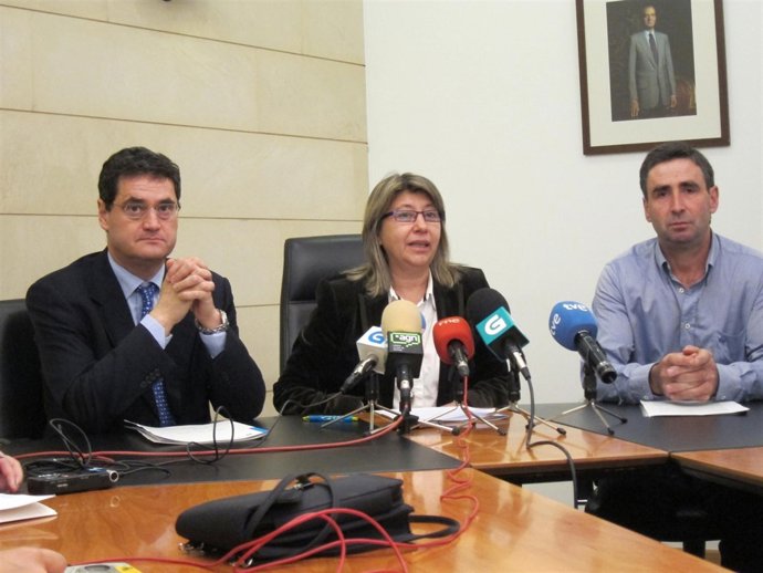 La Conselleira De Medio Rural Y El Presidente Del Consello Regulador