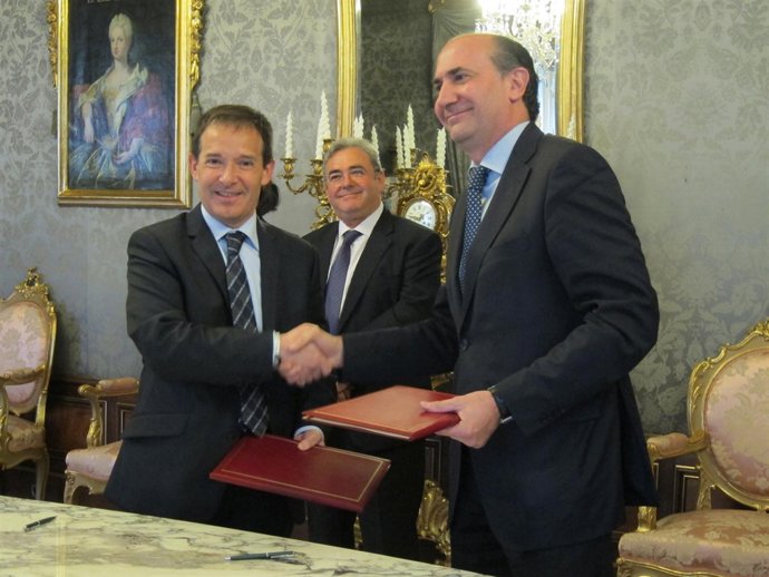 Anai Astiz Y Enrique Verdeguer, En Pamplona.