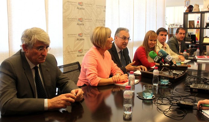 Encarna Llinares, Agustín Navarro, Leire Pajín Y Herick Campos