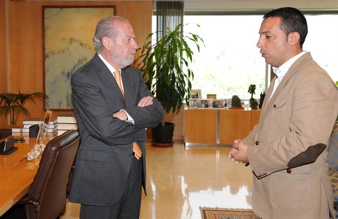 Villalobos Y Sánchez. 