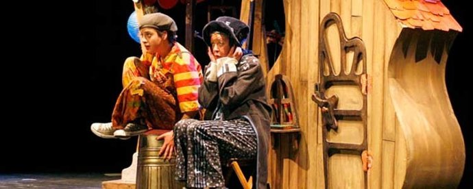 'Una Luna Entre Dos Casas' 