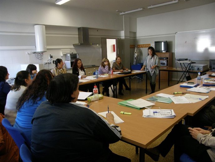 Talleres De Formación En Atención Sociosanitaria 