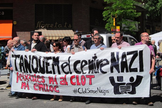 Manifestación Para Pedir El Cierre Del Centro Nazi En El Clot, Barcelona