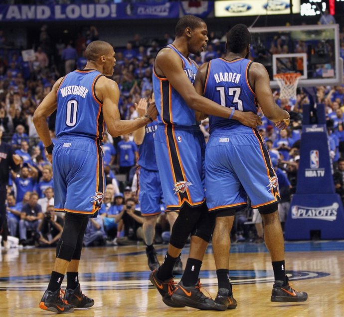 Los Thunder Se Imponen A Dallas