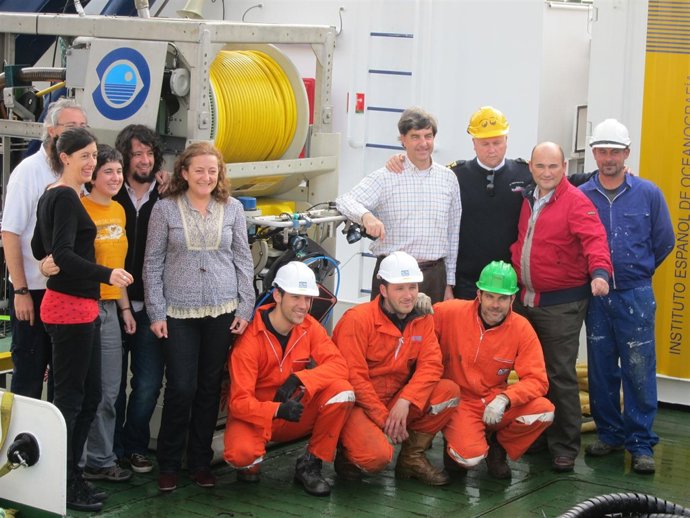 Tripulación Del Buque Ramón Margalef Del IEO