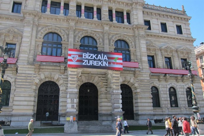 El Palacio Foral Apoya Al Athletic