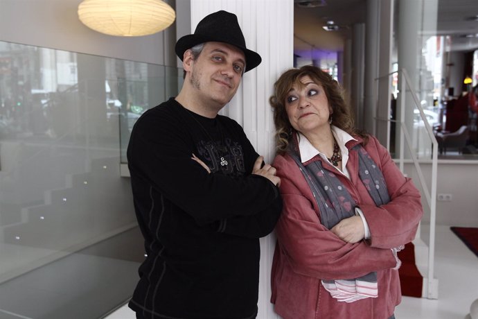 José Tejado Y Esther Fernández, Protagonistas De 'El Enredo'