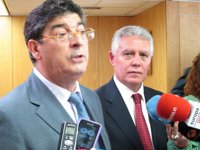 Valderas dice que IU ha "planteado desde el principio" que debe contar con dos miembros en las estructuras provinciales