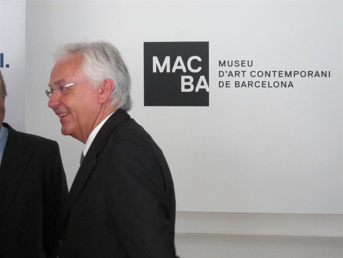 El Conseller Mascarell En El Macba