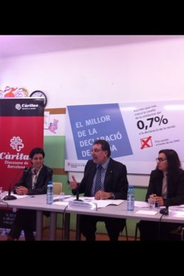 Presentación De La Campaña 'Lo Mejor De La Declaración De La Renta'