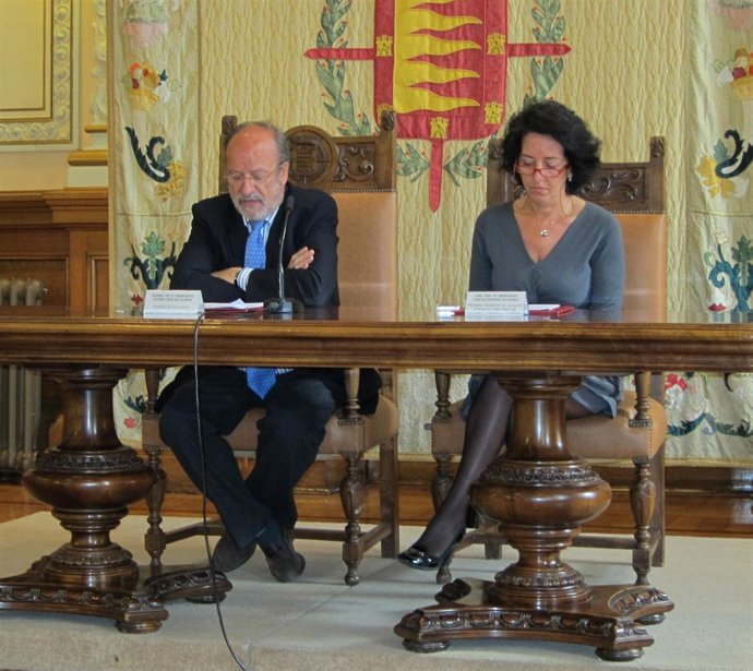 León De La Riva Y Mercedes Cantalapiedra Hacen Balance De La Feria Del Libro