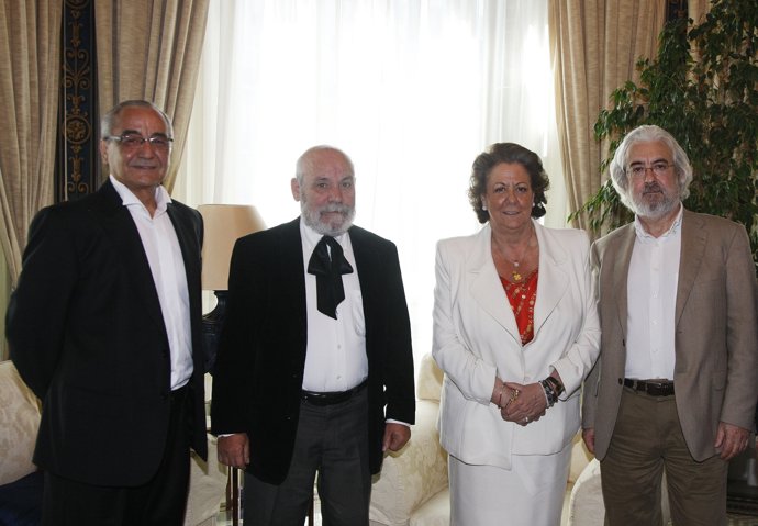 Barberá Con Representantes Del Círculo De Bellas Artes 