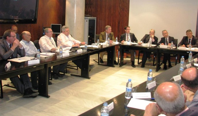 Reunión De La Comisión De Desembalses Del Segura Celebrada En CHS