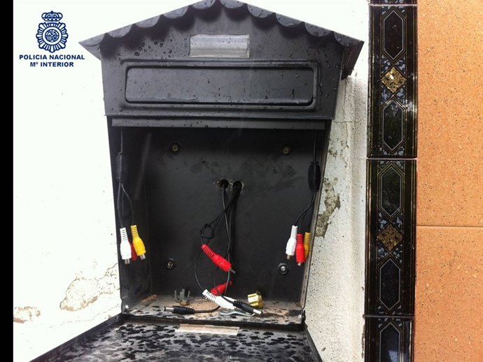 Tenían Videocámaras En Los Buzones