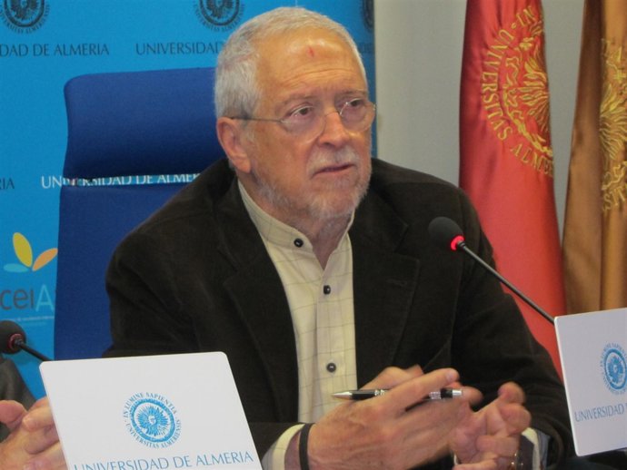 Rojas Marcos, En Rueda De Prensa En La UAL