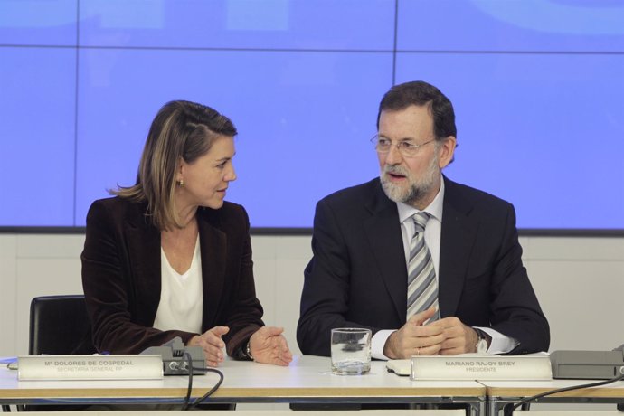 Rajoy Reunión Con Barones. Cospedal