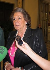 Barberá invita a Goirigolzarri a reunirse "cuanto antes" para hablar de "la valencianía que debe incardinar Bankia"