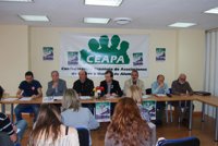 Profesores, padres y alumnos apoyan la huelga en la enseñanza convocada para el próximo 22 de mayo contra los recortes