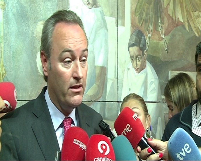 El Presidente De La Generalitat Alberto Fabra