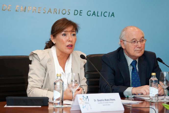 La Titular De Traballo, Beatriz Mato, Y El Presidente De La CEG, Antoniofontenla