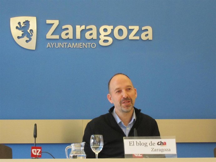 El Concejal De CHA Carmelo Asensio