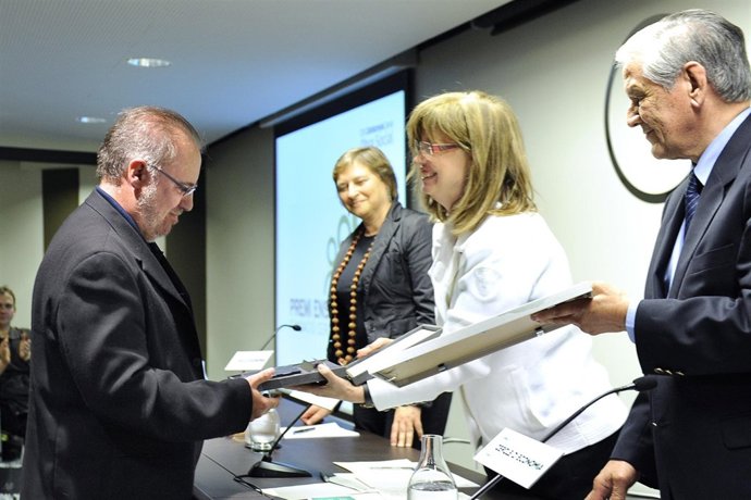 La Consellera De Enseñanza, Irene Rigau                    