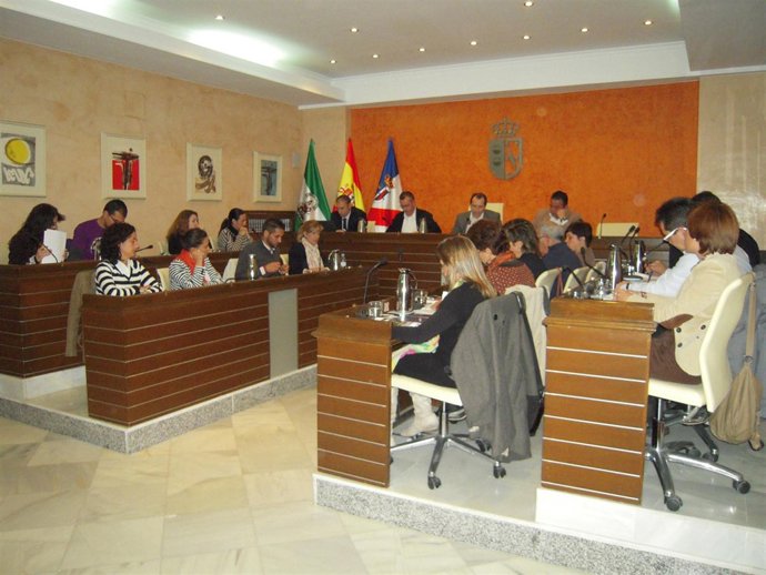 El Pleno Del Ayuntamiento De Almonte. 