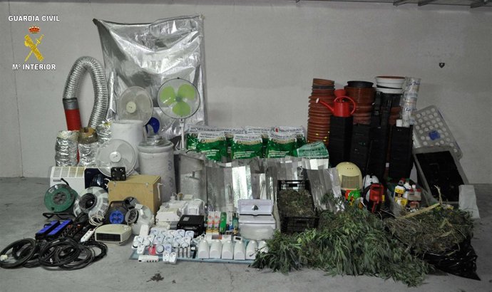 Material Intervenido Por La Guardia Civil