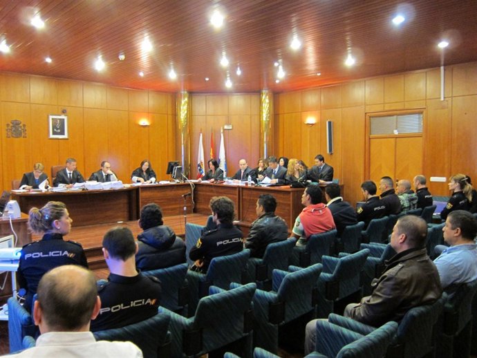 Juicio Por Tráfico De Cocaína