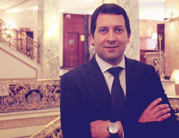 Albert Álvarez, Director De 'Husa Avenida Palace'
