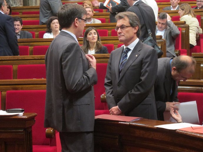 El Conseller Lluís Recoder Y El Presidente Artur Mas