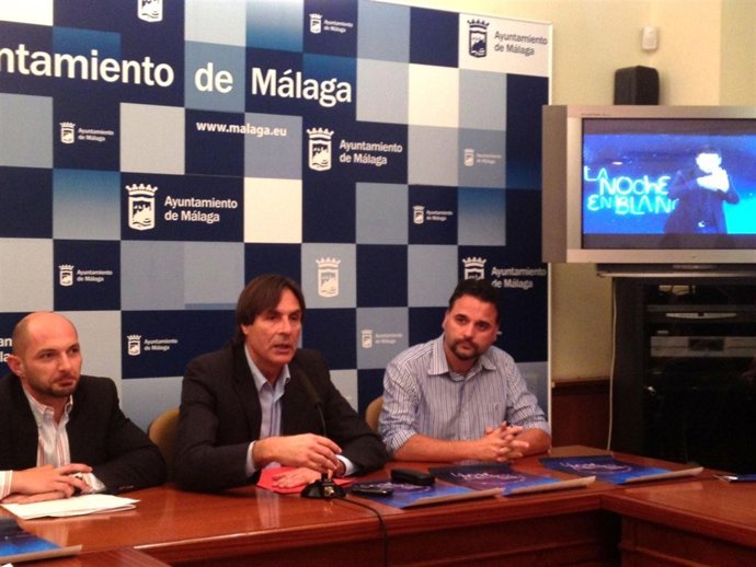 Los ediles, en la presentación de la ruta accesible