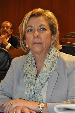 La Consejera Dolores Serrat