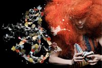 Björk asegura que estará recuperada para actuar en Santiago de Compostela