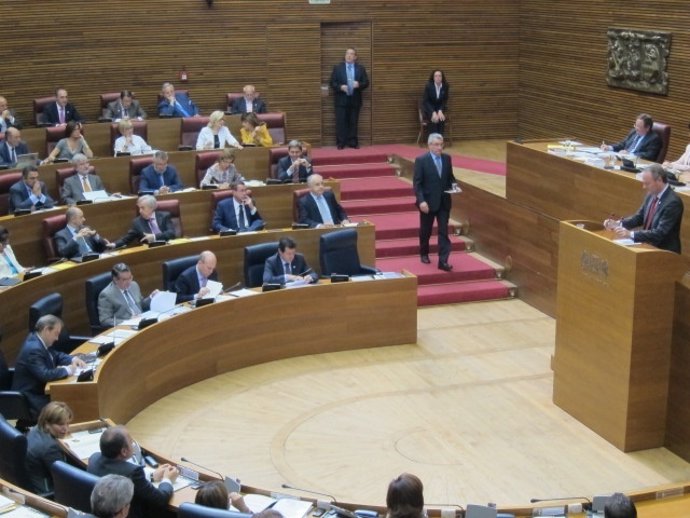 Fabra Interviene En El Pleno De Las Corts