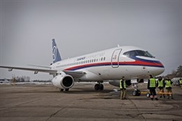 Avión Suhkoi Superjet 100