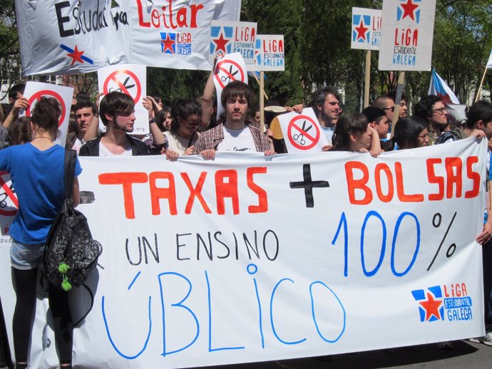 Imagen De Una De Las Pancartas De La Manifestación De Estudiantes