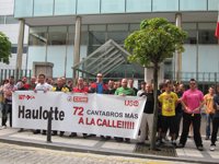 Los trabajadores de Haulotte suspenden el encierro al comprometerse el Gobierno a contar con ellos en futuros proyectos