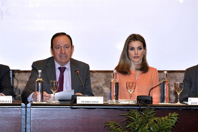 La Princesa Letizia Inaugura Con Sanz Jornada En San Millán