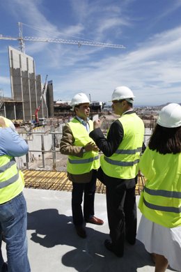 El Director General De La Copa Del Mundo De Baloncesto De Visita En Gran Canaria