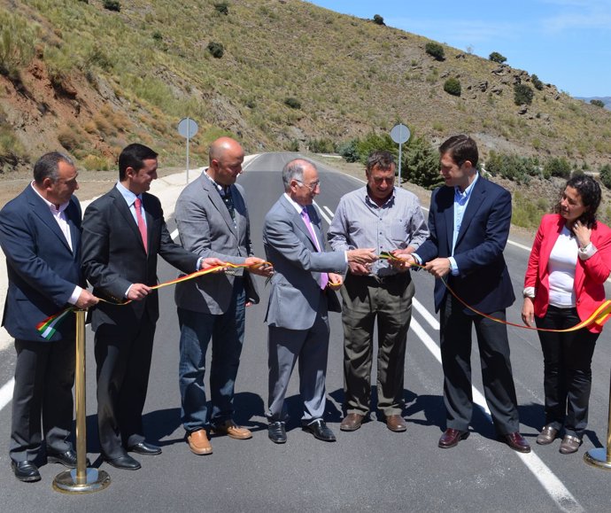 El Presidente De La Diputación De Almería, Gabriel Amat, Inaugura Una Carretera 