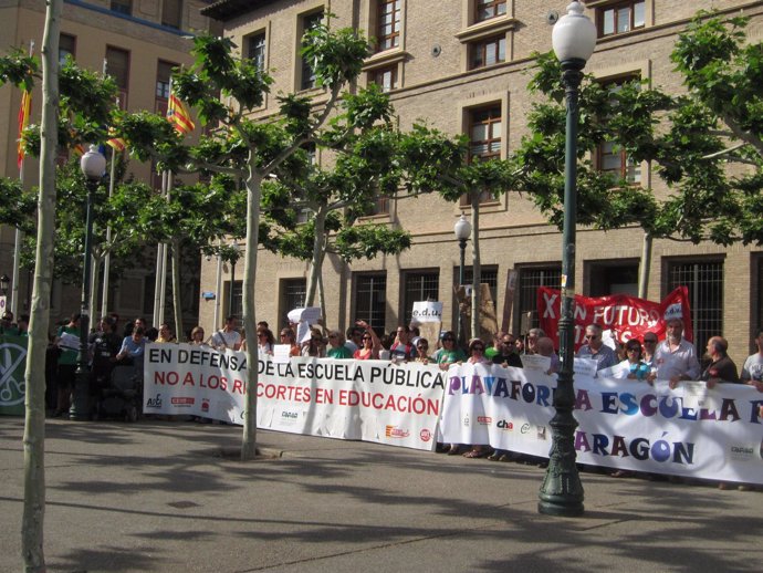 Protesta Conjunta De Educación Y Sanidad Esta Tarde En Zaragoza