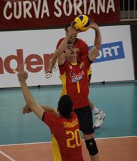 Voleibol/Preolímpico.- Guillermo Hernán: "Ha sido muy duro y no estamos acostumbrados a jugar este tipo de partidos"