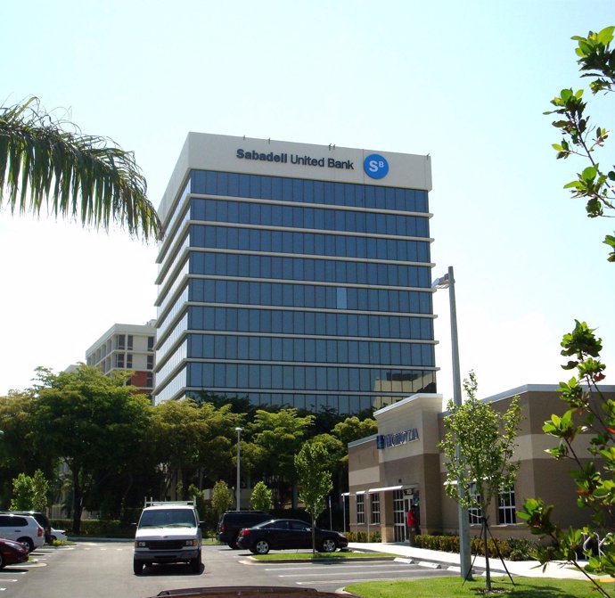 Oficina Del Sabadell United Bank, En Miami