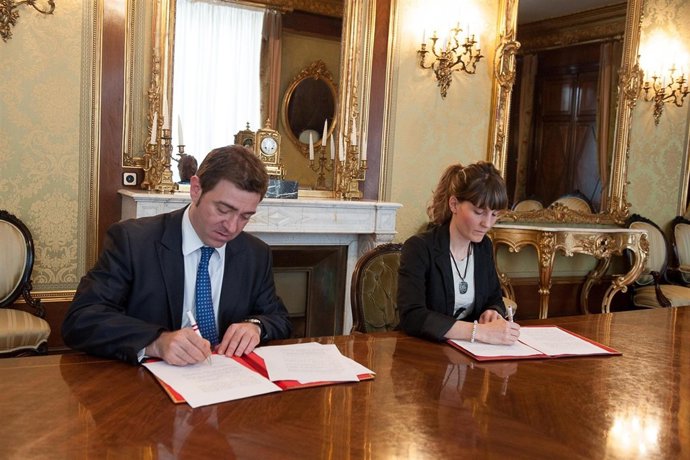 Roberto Jiménez Y Paz Francés.